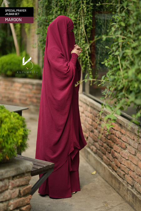 Maroon (2)