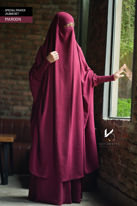 Maroon (7)