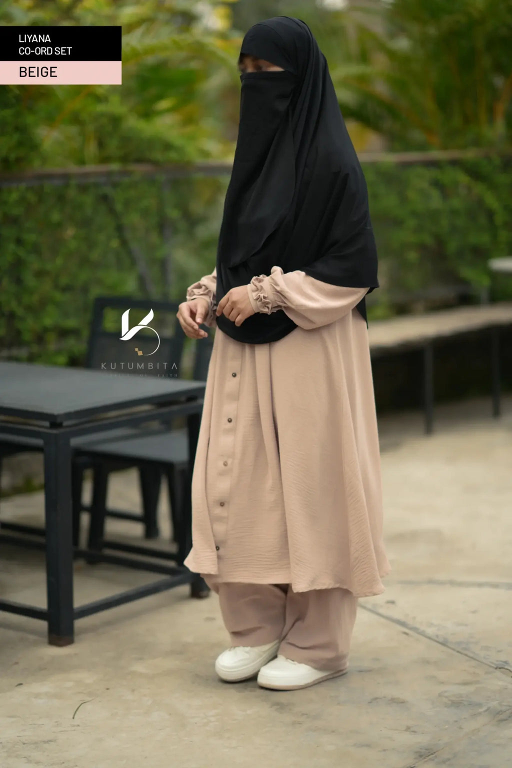 Beige (9)