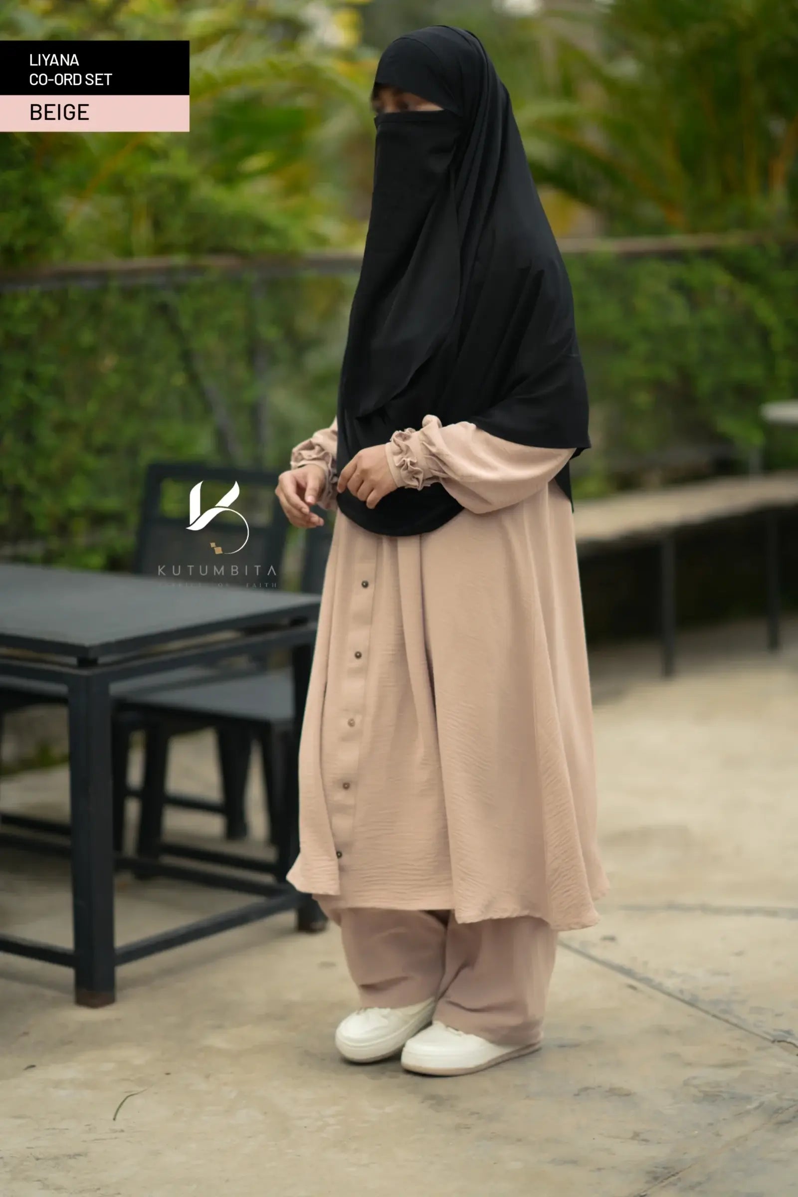Beige (9)