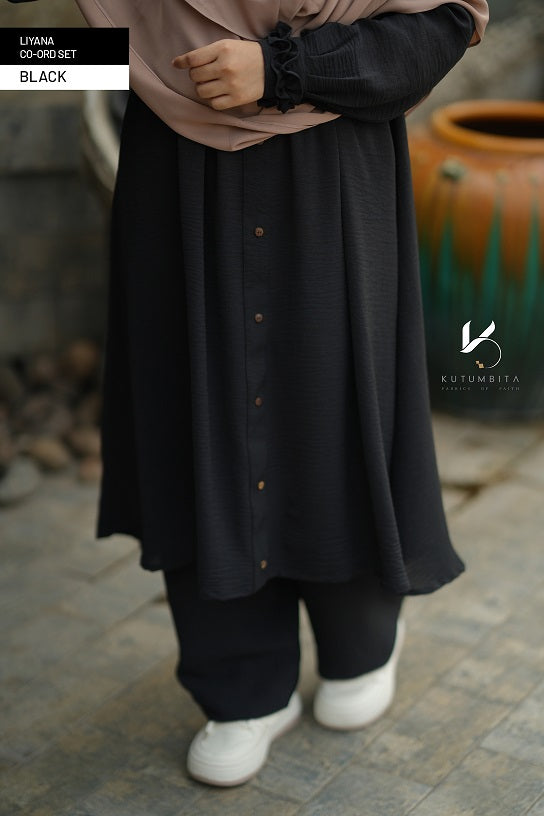 Black (1)