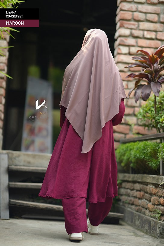 Maroon (1)