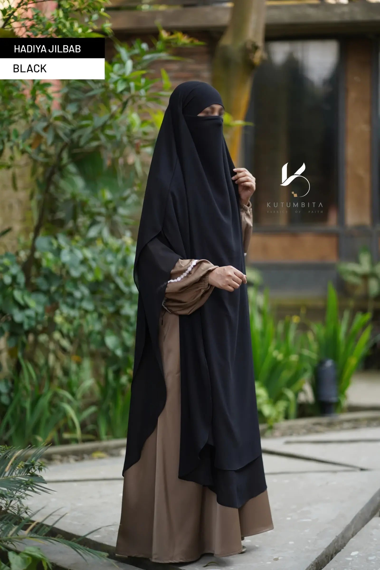 Black (4)