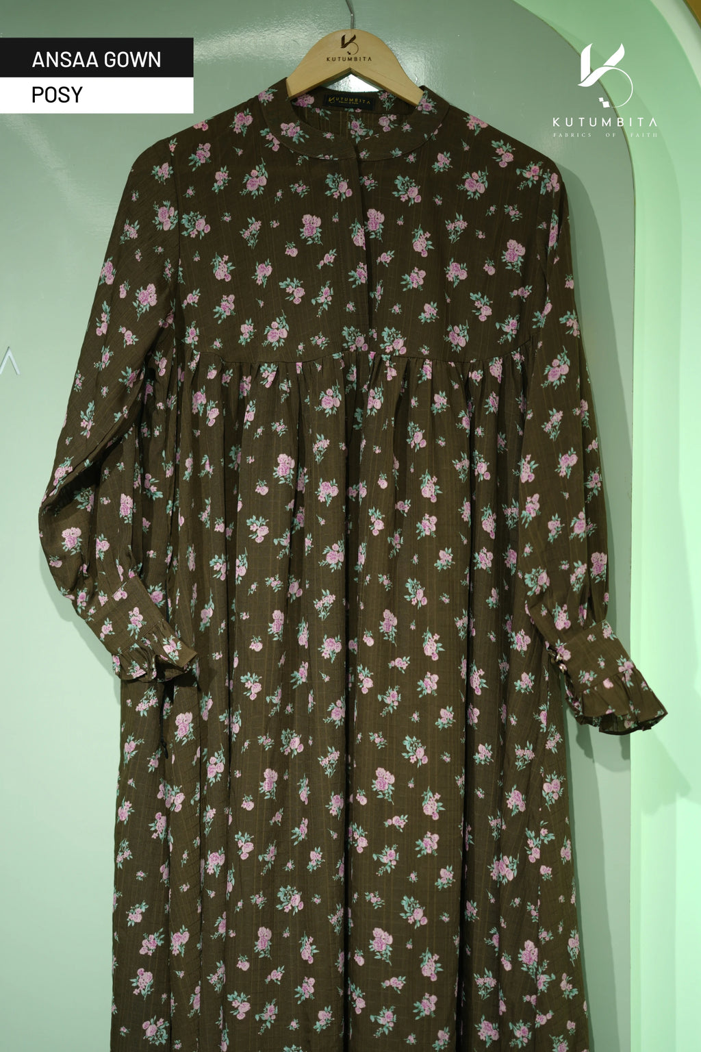 Ansaa Gown-Posy