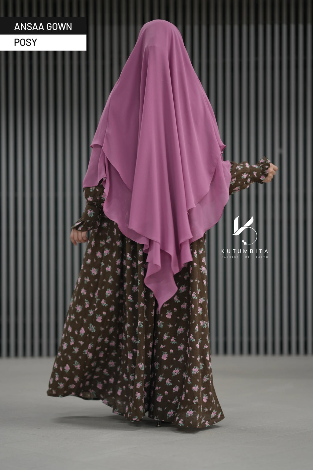 Ansaa Gown-Posy